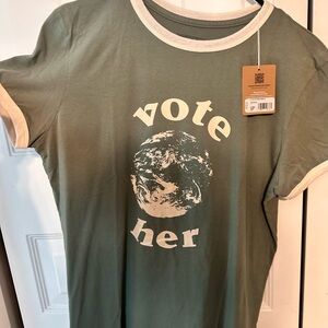 Patagonia Graphic T-Shirt Vote Her Campaign NWT!